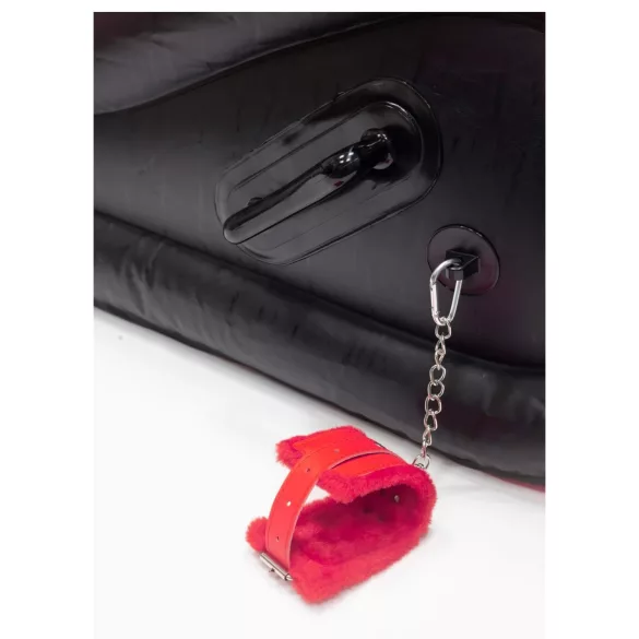 Desirel Magic Pillow - dmuchany mebel BDSM - z kajdankami (czerwony)