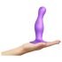 Strap-on-me Curvy M - falowany dildo z przyssawką (fioletowy)