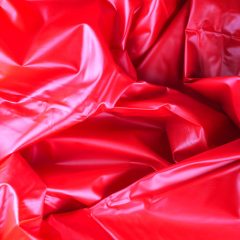   Easytoys - błyszczące prześcieradło - czerwone (180 x 230 cm)